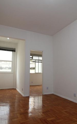 Apartamento à venda com 61m², 2 quartos e sem vagaSala