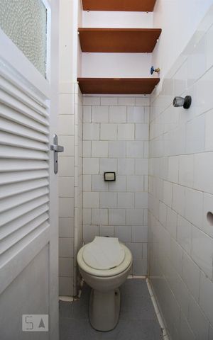 Apartamento à venda com 61m², 2 quartos e sem vagaBanheiro de Serviço