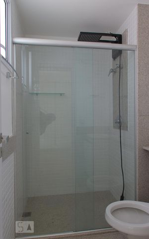 Studio para alugar com 56m², 1 quarto e 1 vaga Studio para alugar com 56m², 1 quarto e 1 vagaBanheiro da Suíte