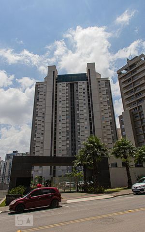 Studio para alugar com 56m², 1 quarto e 1 vaga Studio para alugar com 56m², 1 quarto e 1 vagaFachada