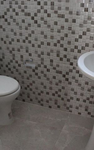 Casa para alugar com 135m², 3 quartos e 2 vagasBanheiro 2