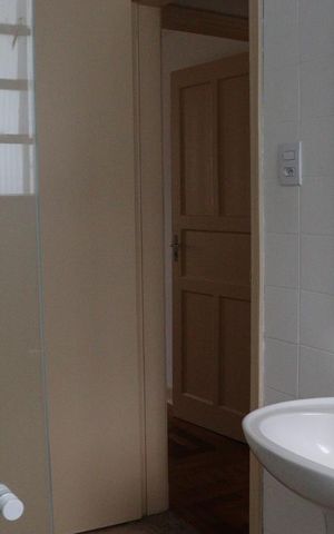 Casa para alugar com 135m², 3 quartos e 2 vagasBanheiro 1