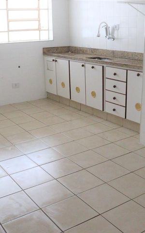 Casa para alugar com 135m², 3 quartos e 2 vagasCozinha