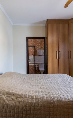 Casa para alugar com 240m², 3 quartos e 2 vagas Casa para alugar com 240m², 3 quartos e 2 vagasSuíte 1