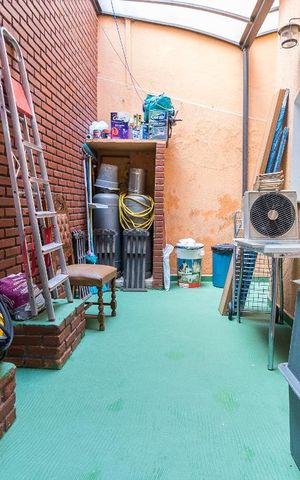 Casa para alugar com 240m², 3 quartos e 2 vagas Casa para alugar com 240m², 3 quartos e 2 vagasQuintal