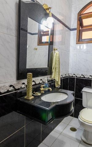 Casa para alugar com 240m², 3 quartos e 2 vagas Casa para alugar com 240m², 3 quartos e 2 vagasLavabo