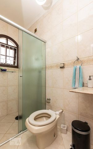 Casa à venda com 500m², 4 quartos e 7 vagas Casa à venda com 500m², 4 quartos e 7 vagasBanheiro suíte