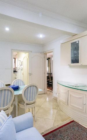 Apartamento para alugar com 223m², 3 quartos e 4 vagasCopa