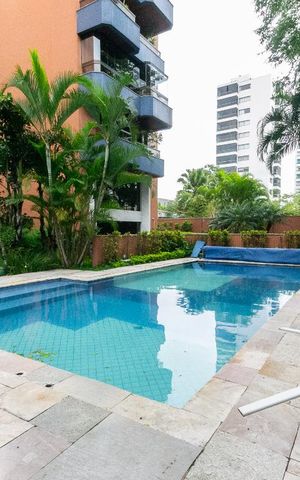 Apartamento para alugar com 223m², 3 quartos e 4 vagasPiscina