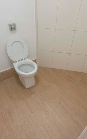 Casa à venda com 200m², 5 quartos e 2 vagasBanheiro 2 suíte