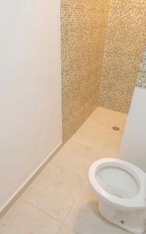 Casa à venda com 200m², 5 quartos e 2 vagasBanheiro 3 suíte