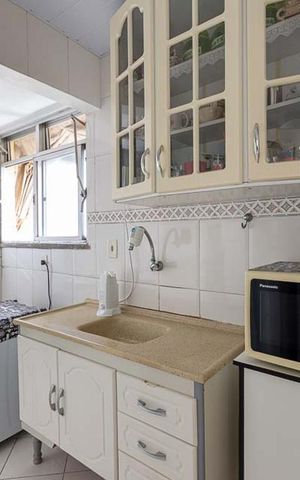 Apartamento à venda com 55m², 2 quartos e 1 vaga Apartamento à venda com 55m², 2 quartos e 1 vagaCozinha