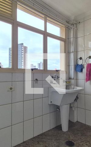 Apartamento à venda com 135m², 4 quartos e 3 vagas Apartamento à venda com 135m², 4 quartos e 3 vagasLavanderia
