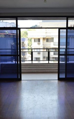 Apartamento à venda com 90m², 2 quartos e 1 vagaSala