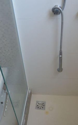 Apartamento à venda com 90m², 2 quartos e 1 vagaBanheiro Corredor