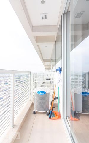 Studio à venda com 34m², 1 quarto e 1 vagaVaranda