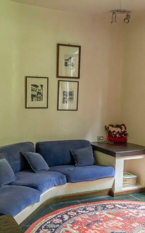 Casa à venda com 436m², 4 quartos e 4 vagasSala