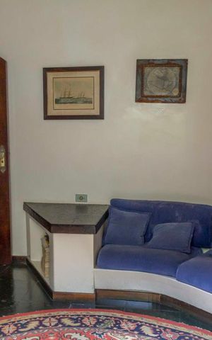Casa à venda com 436m², 4 quartos e 4 vagasSala