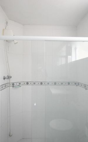 Casa à venda com 133m², 3 quartos e 1 vaga Casa à venda com 133m², 3 quartos e 1 vagaBanheiro