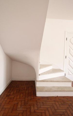 Casa à venda com 133m², 3 quartos e 1 vaga Casa à venda com 133m², 3 quartos e 1 vagaSala