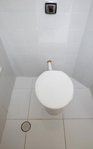 Casa à venda com 133m², 3 quartos e 1 vaga Casa à venda com 133m², 3 quartos e 1 vagaEdicula - Banheiro