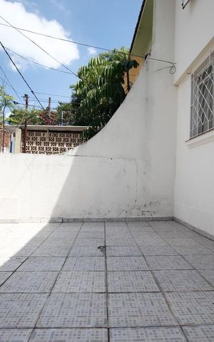 Casa à venda com 133m², 3 quartos e 1 vaga Casa à venda com 133m², 3 quartos e 1 vagaGaragem