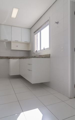 Apartamento para alugar com 105m², 3 quartos e 2 vagas Apartamento para alugar com 105m², 3 quartos e 2 vagasCozinha