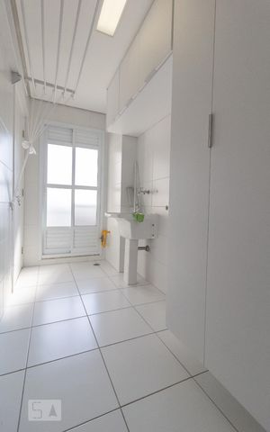 Apartamento para alugar com 105m², 3 quartos e 2 vagas Apartamento para alugar com 105m², 3 quartos e 2 vagasÁrea de Serviço