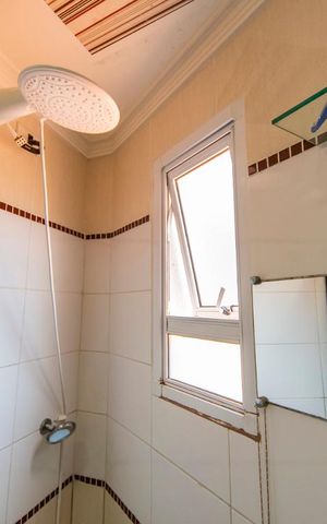 Casa à venda com 96m², 2 quartos e 2 vagas Casa à venda com 96m², 2 quartos e 2 vagasChuveiro