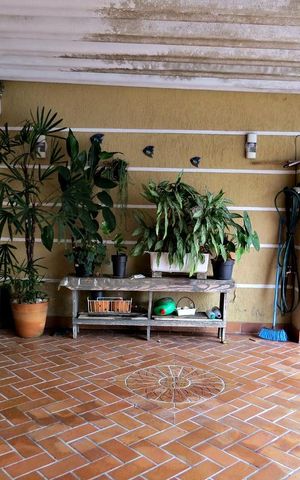 Casa à venda com 118m², 4 quartos e 2 vagasGaragem