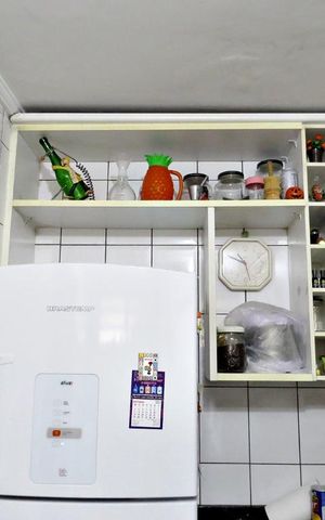 Casa à venda com 118m², 4 quartos e 2 vagasCozinha - Armários