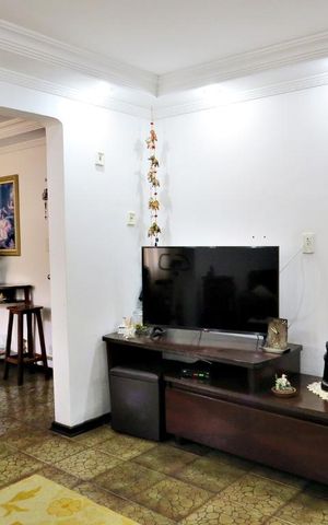 Casa à venda com 118m², 4 quartos e 2 vagasSala
