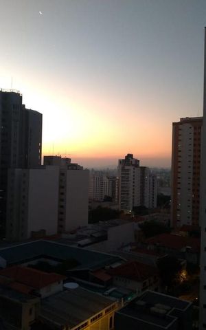 Apartamento à venda com 156m², 5 quartos e 3 vagas Apartamento à venda com 156m², 5 quartos e 3 vagasVista