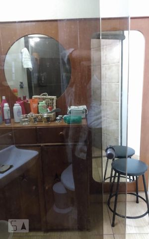 Casa à venda com 176m², 2 quartos e 3 vagasBanheiro da Suíte