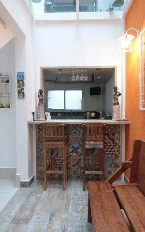 Casa à venda com 93m², 3 quartos e 2 vagasSala