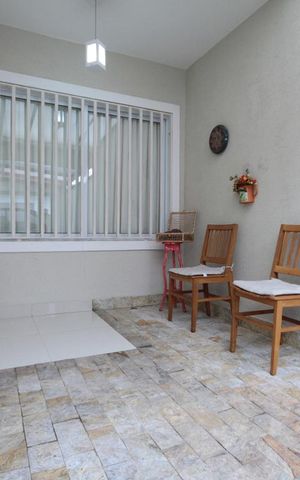 Casa à venda com 93m², 3 quartos e 2 vagasGaragem