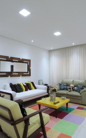 Casa à venda com 93m², 3 quartos e 2 vagasSala