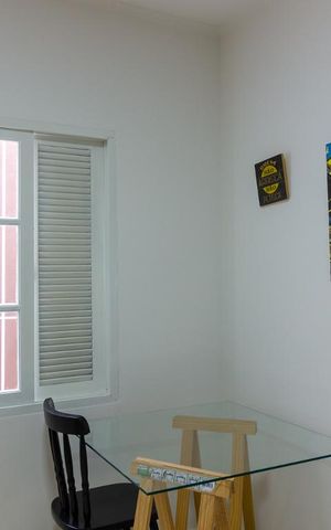 Casa à venda com 216m², 4 quartos e 3 vagas Casa à venda com 216m², 4 quartos e 3 vagasQuarto 1