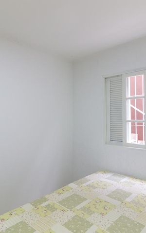 Casa à venda com 216m², 4 quartos e 3 vagas Casa à venda com 216m², 4 quartos e 3 vagasQuarto 3