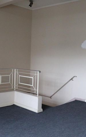 Casa à venda com 250m², 6 quartos e 3 vagasSala