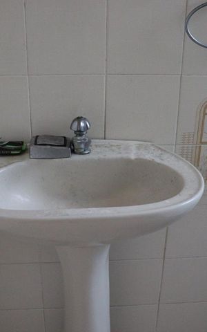 Casa à venda com 250m², 6 quartos e 3 vagasBanheiro 1