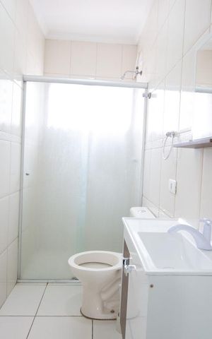 Casa para alugar com 130m², 3 quartos e 1 vaga Casa para alugar com 130m², 3 quartos e 1 vagaBanheiro