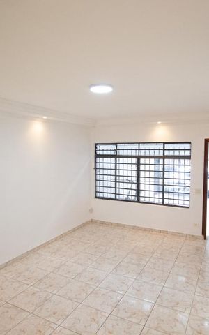 Casa para alugar com 130m², 3 quartos e 1 vaga Casa para alugar com 130m², 3 quartos e 1 vagaSala