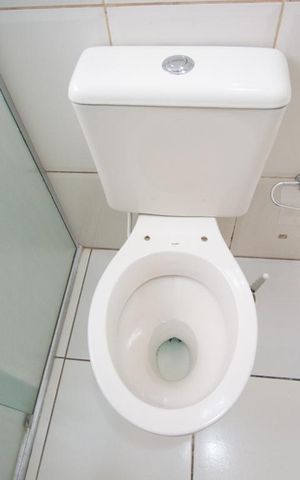 Casa para alugar com 130m², 3 quartos e 1 vaga Casa para alugar com 130m², 3 quartos e 1 vagaBanheiro