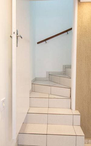 Casa para alugar com 130m², 3 quartos e 1 vaga Casa para alugar com 130m², 3 quartos e 1 vagaSala