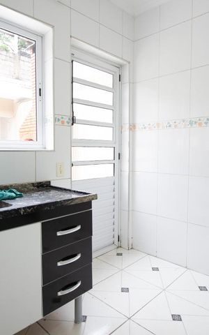 Casa para alugar com 130m², 3 quartos e 1 vaga Casa para alugar com 130m², 3 quartos e 1 vagaCozinha