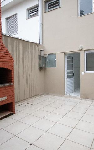 Casa para alugar com 130m², 3 quartos e 1 vaga Casa para alugar com 130m², 3 quartos e 1 vagaQuintal - Churrasqueira