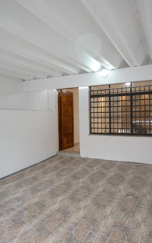 Casa para alugar com 130m², 3 quartos e 1 vaga Casa para alugar com 130m², 3 quartos e 1 vagaGaragem