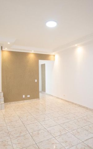 Casa para alugar com 130m², 3 quartos e 1 vaga Casa para alugar com 130m², 3 quartos e 1 vagaSala