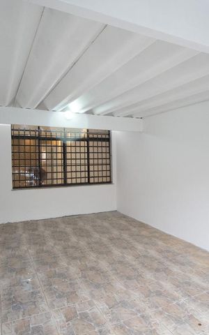 Casa para alugar com 130m², 3 quartos e 1 vaga Casa para alugar com 130m², 3 quartos e 1 vagaGaragemq